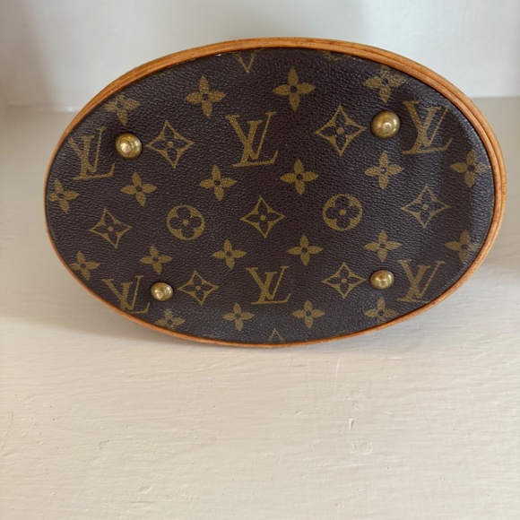 Vintage Louis Vuitton Monogram Petit Bucket 23 Bag - Picture 5 of 16